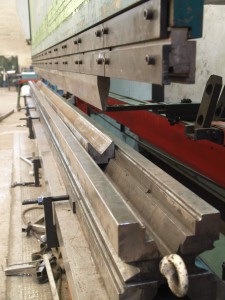 Plegadora 630T 7100cm Detalle