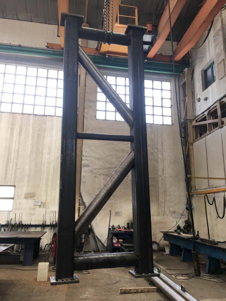 Bastidores en acero para la industria 13