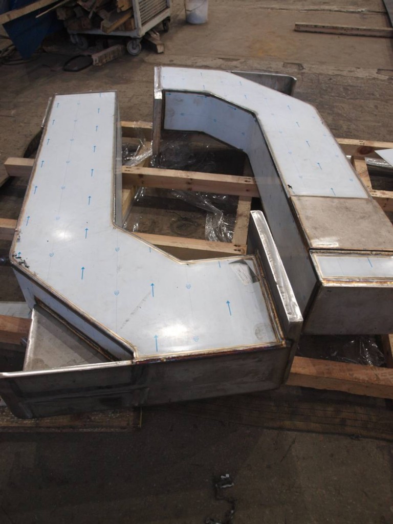 Bastidores en acero para la industria 24