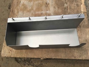 Fabricación de defensas en acero y aluminio para la industria 01