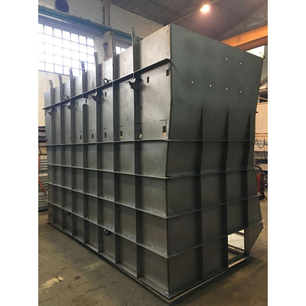 Fabricación de depósitos Pulper en acero y aluminio para la industria 16 cuadrado
