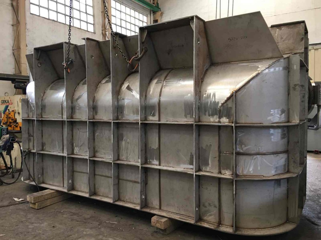 Fabricación de depósitos Pulper en acero y aluminio para la industria 18